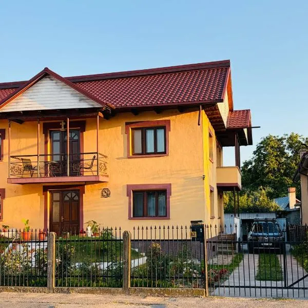 Casa Noel,位于特尔古奥克纳的酒店