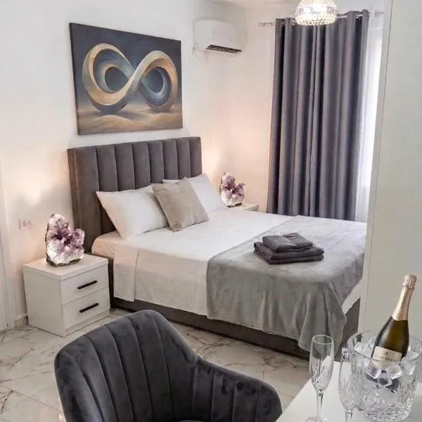 Rozafa Guest Room Center,位于斯库台的酒店