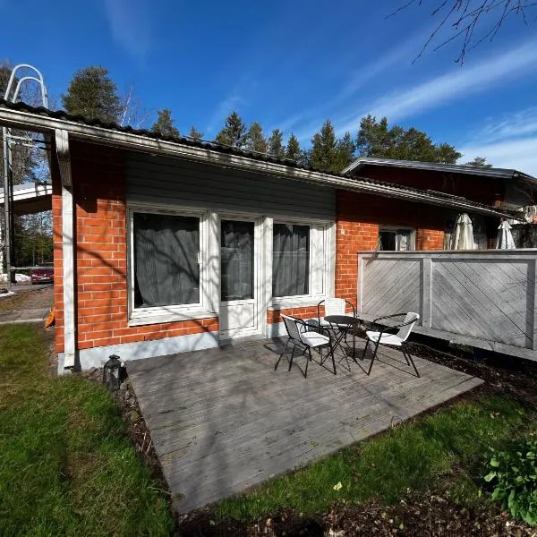 Rauhallinen rivitalon pääty，位于波尔沃的酒店