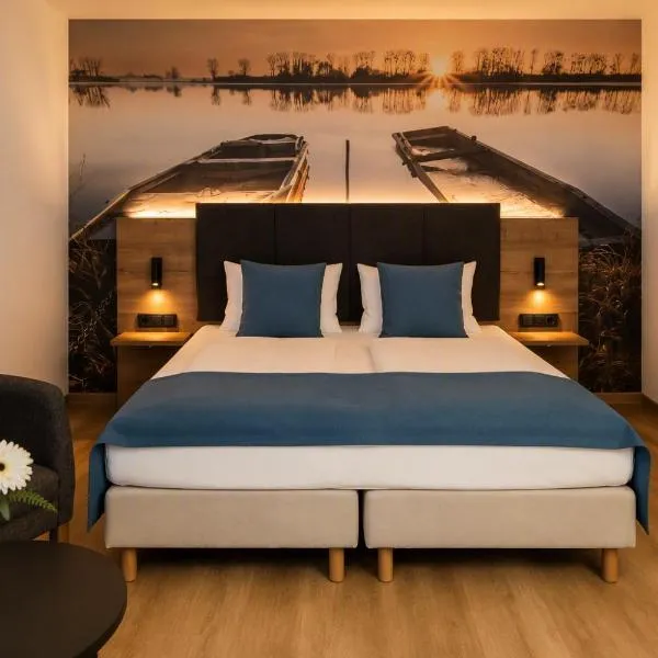 Hotel am Hardtsee，位于Ubstadt-Weiher的酒店