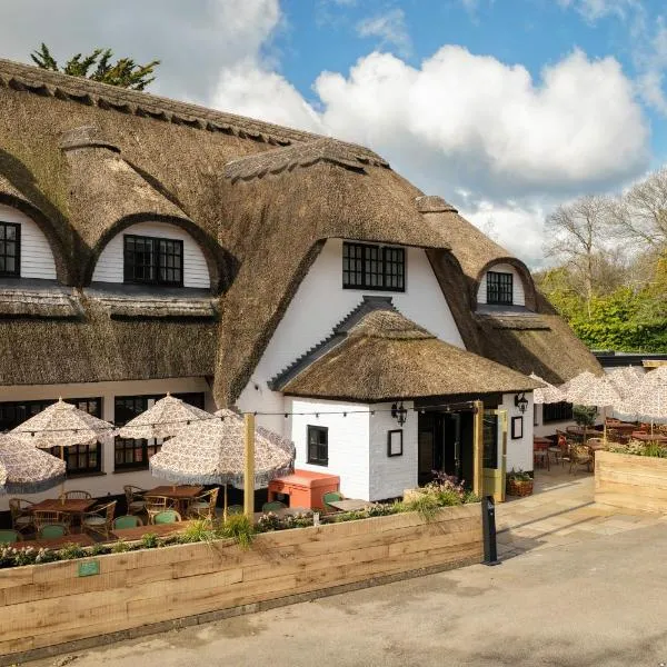 The Potters Heron - A Heartwood Inn，位于拉姆西的酒店