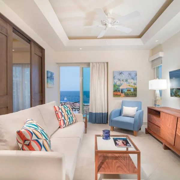 V Azul Vallarta - Luxury Vacation Rental Adults Only，位于巴亚尔塔港的酒店