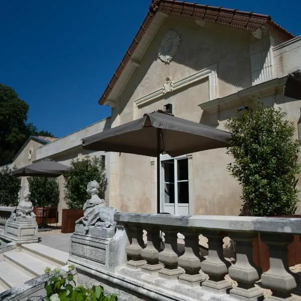 Logis de l'Héronière,位于Salles-sur-Mer的酒店