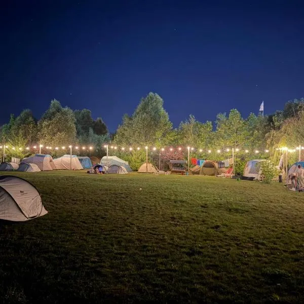 Camping Sandalandia，位于旧瓦马的酒店