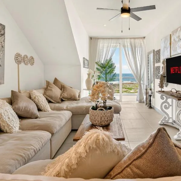 Casa Blanca By The Caribbean Sea，位于艾库玛尔的酒店