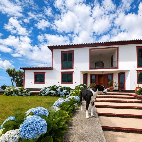 Moradia da Graça Guesthouse,位于普拉亚达维多利亚的酒店
