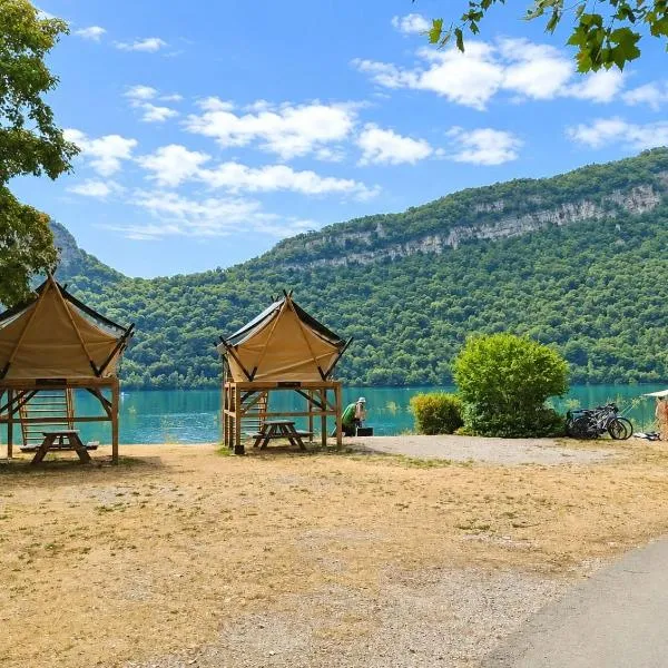 Camping Sous le Moulin，位于Condes的酒店