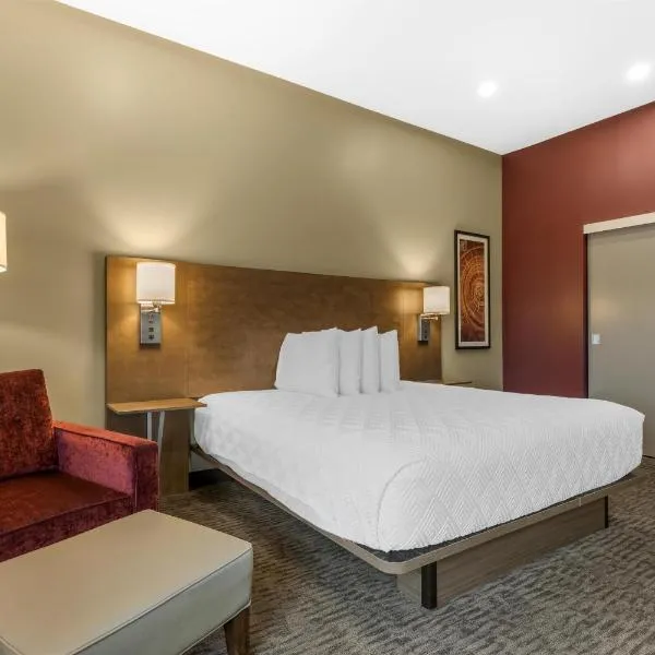 Best Western Plus Dauphin，位于Dauphin的酒店