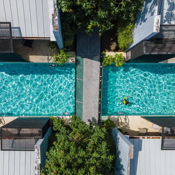 Xen Pool Access Phuket，位于查龙的酒店