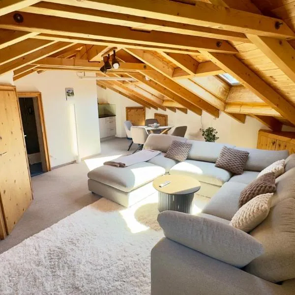 Alpine Home with Lounge - 10 min from St Moritz，位于拉蓬的酒店