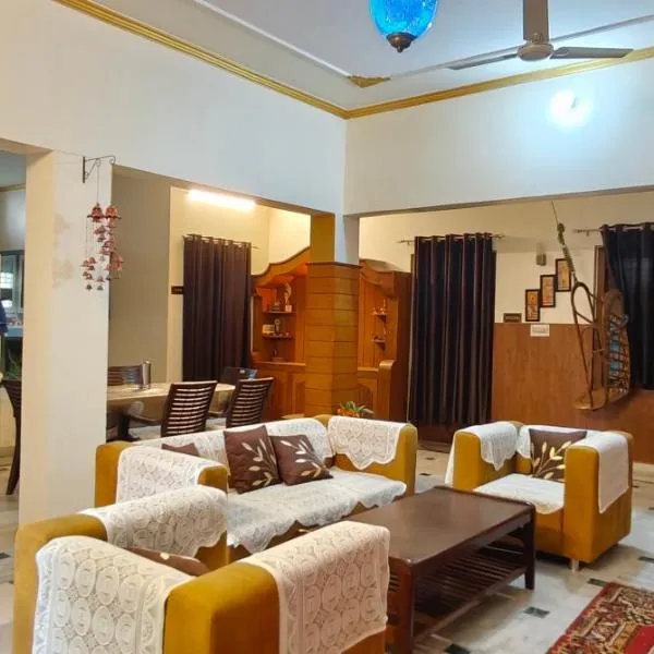 Sharan Homestay，位于Ayodhya的酒店