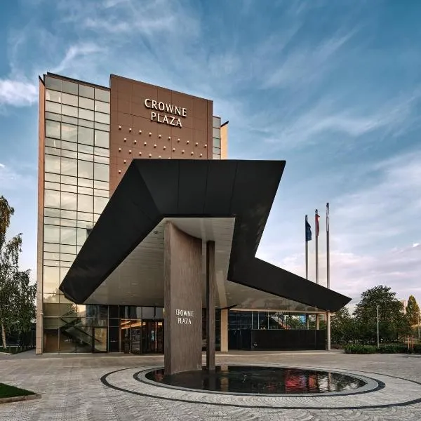 Crowne Plaza Sofia by IHG，位于索非亚的酒店