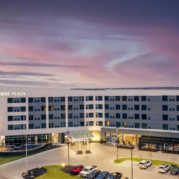Crowne Plaza - Kearney by IHG，位于科尔尼的酒店