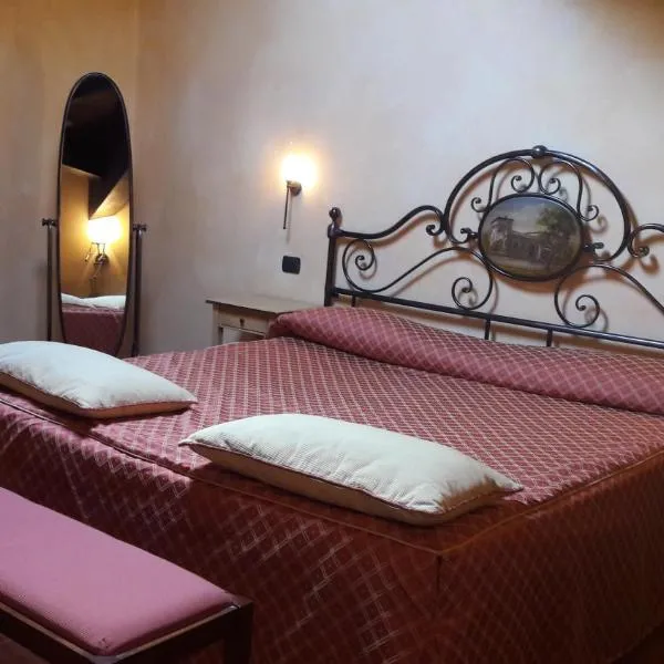 Hotel La Cantina，位于Rovereto sulla Secchia的酒店