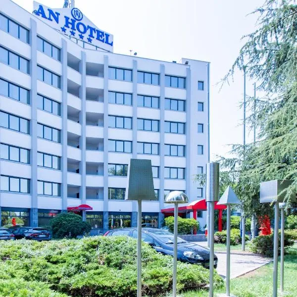 AN Hotel Milano San Donato,位于圣多纳托-米拉内塞的酒店