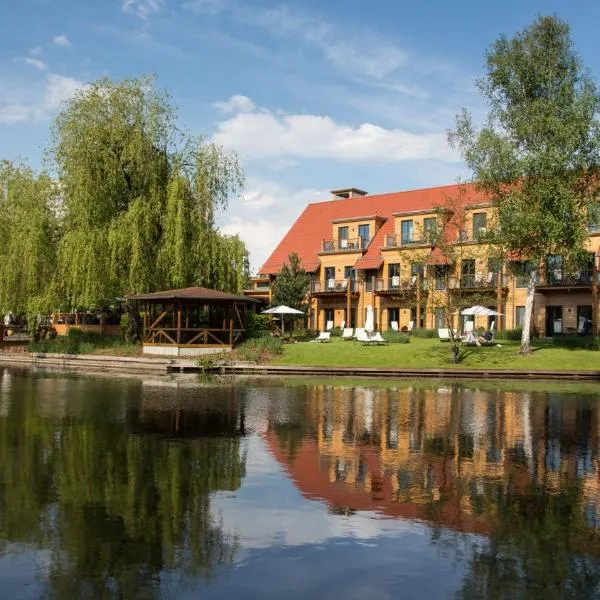 斯特兰豪斯酒店 - 精品SPA度假酒店，位于Neu Lübbenau的酒店