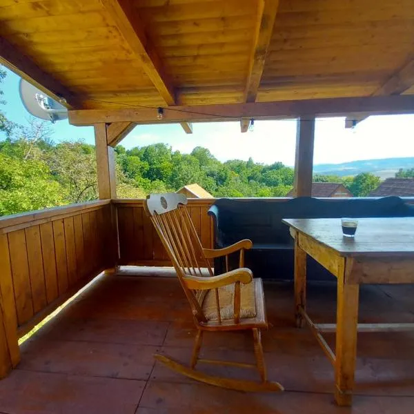 Casa La Casiru 6 nature，位于Straja的酒店