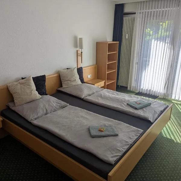 Apartment 9, Zentrumsnah mit Pool und Balkon，位于巴特埃森的酒店