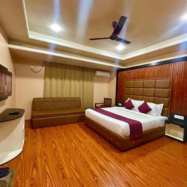 Fair Mount, Airport Road, Humhama Srinagar，位于斯利那加的酒店