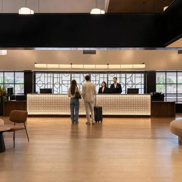 Hotel Chamartin The One,位于马德里的酒店