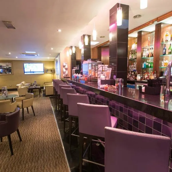 皇冠假日伦敦伊灵酒店，位于伦敦的酒店