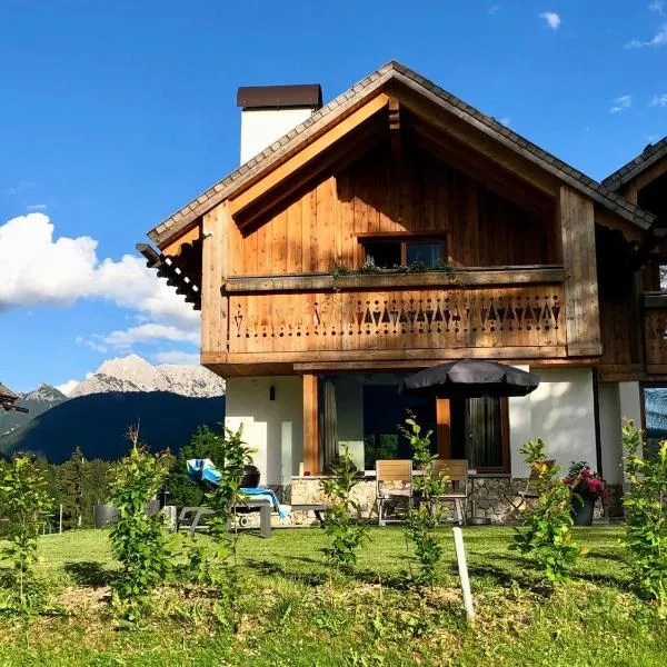 Golfchalet 3 Confini，位于塔尔维西奥的酒店