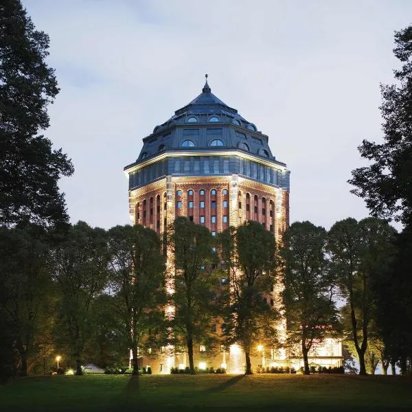 MÖVENPICK Hotel Hamburg City, historischer Wasserturm im Schanzenpark,位于汉堡的酒店