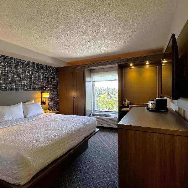 Pittsburgh Airport Inn and Suites,位于科里奥波利斯的酒店