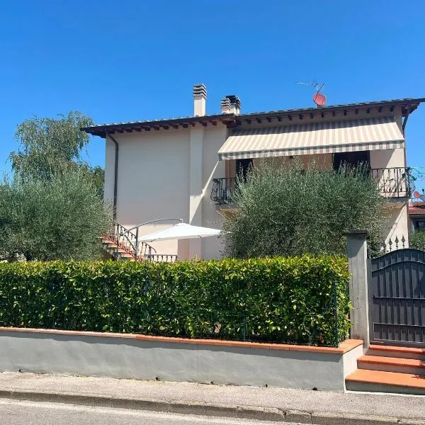 Appartamento Giglio Rosso,位于斯卡尔佩里亚的酒店