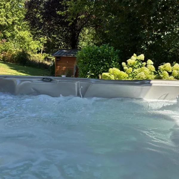 L'Entre 2 - Jacuzzi privé -Sauna-Balnéo，位于Amay的酒店