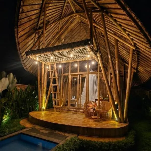 Bamboo Garden Villa Sidemen - Private Pool & Nature View，位于Selat的酒店