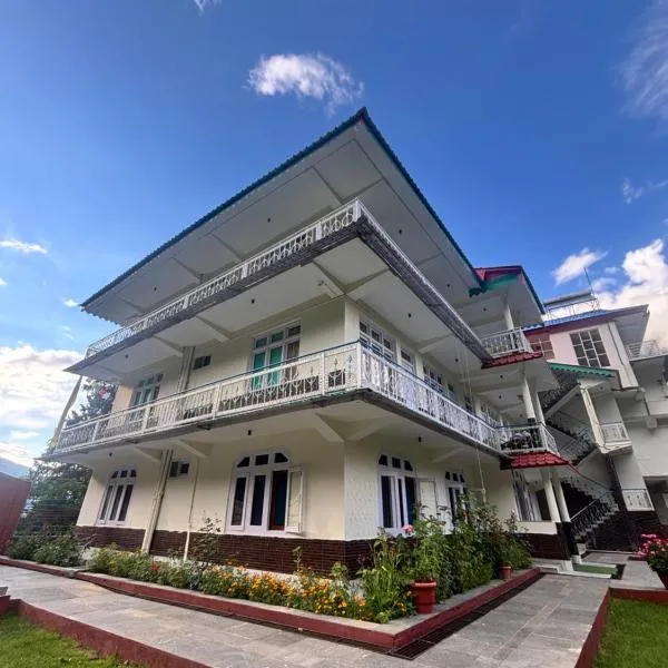 Hotel Geetanjali,位于Sāngla的酒店