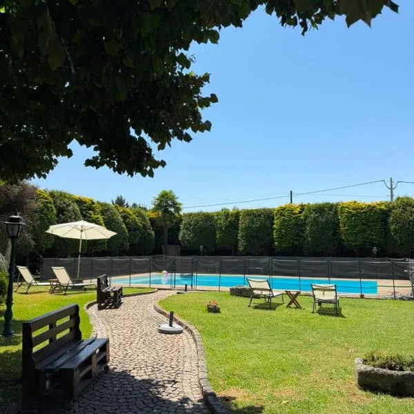 Casa de Agrelos Country House，位于佩纳菲耶尔的酒店