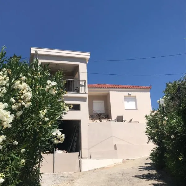 Amfithea Guest House,位于Amfithea的酒店