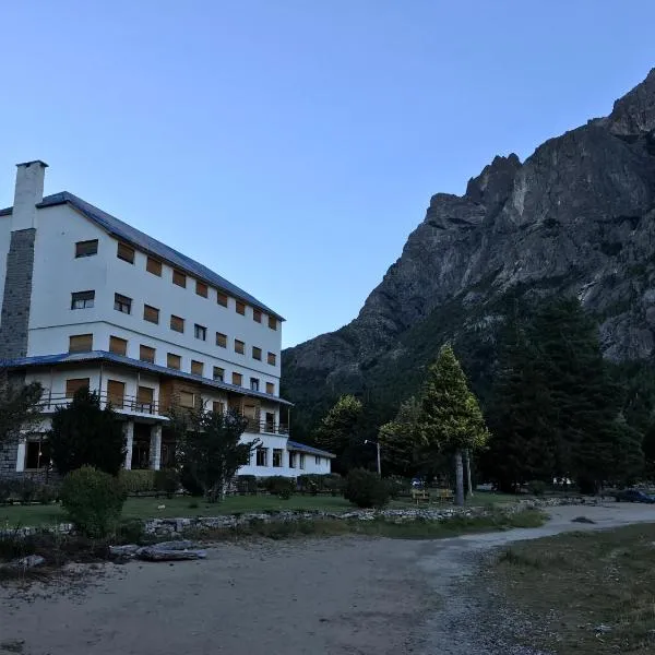 Hotel Alun Nehuen，位于劳劳的酒店
