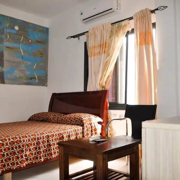 Guest House Lumen，位于洛美的酒店