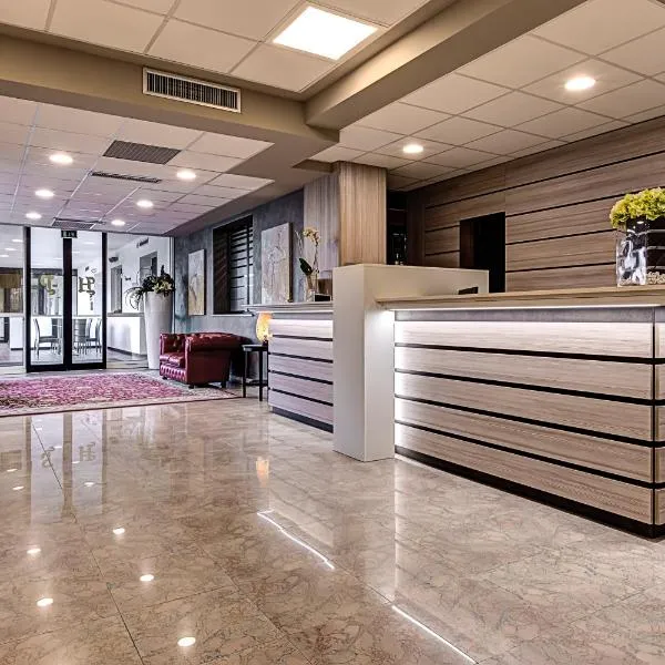 阿尔伯格巴比酒店，位于Cazzago San Martino的酒店