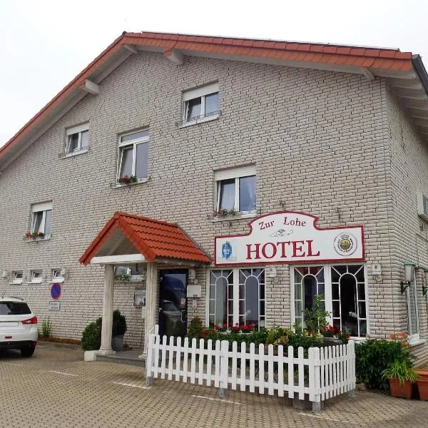 Hotel Zur Lohe，位于Kreuzau的酒店