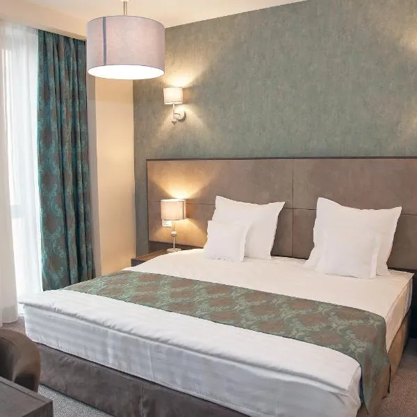 Victoria Bulevard Hotel，位于布拉索夫的酒店