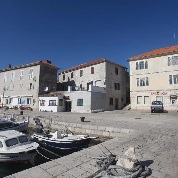 Apartment Sali Dugi Otok，位于Sali的酒店