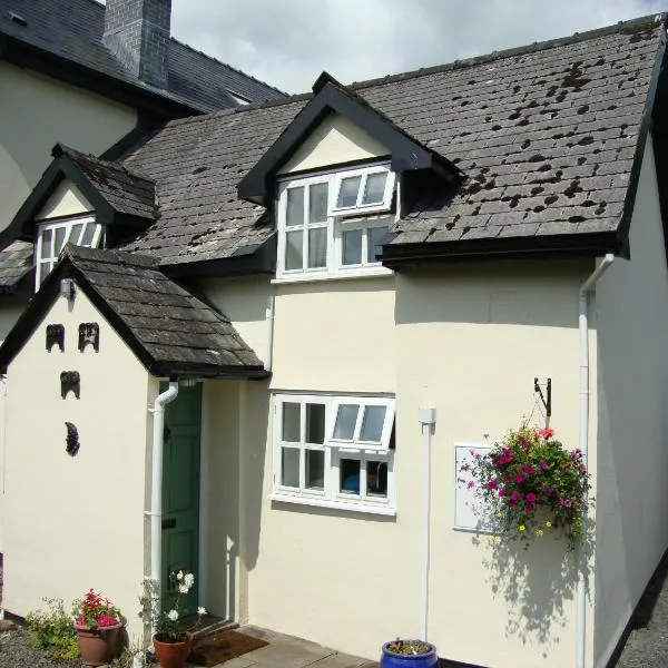 Ceiros Cottage，位于Llangammarch Wells的酒店