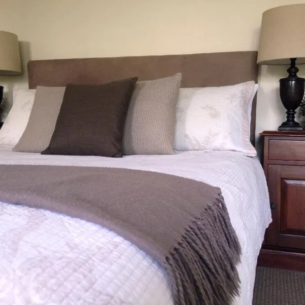 Jacaranda House Garden Suite，位于布里斯班的酒店