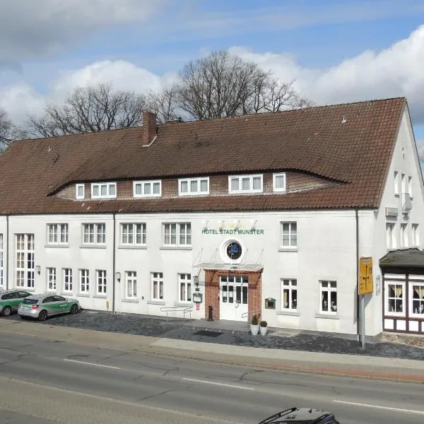 Hotel Stadt Munster，位于Eimke的酒店