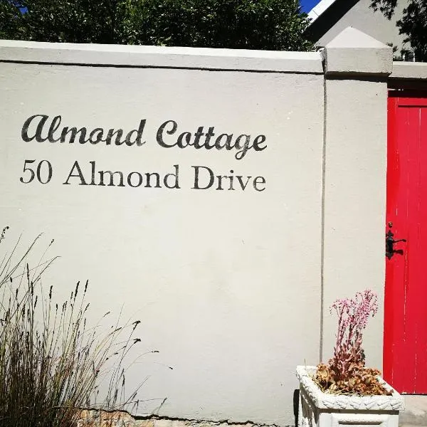 Almond Cottage Bed & Breakfast，位于西萨默塞特的酒店