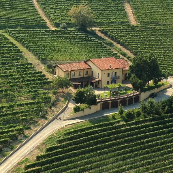 Agriturismo Il Ciabot，位于巴罗洛的酒店