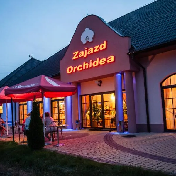 Zajazd Orchidea - Hotel 24h，位于Zwoleń的酒店