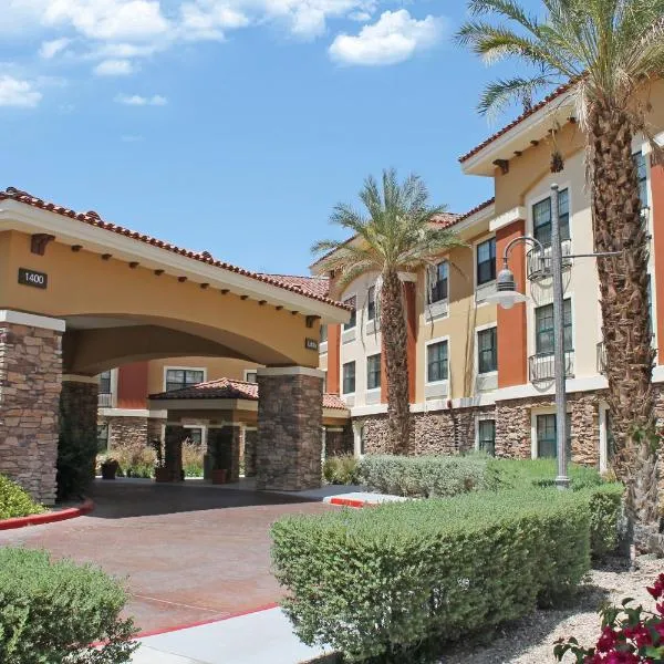 棕榈泉美国长住酒店 - 机场，位于Rimlon的酒店