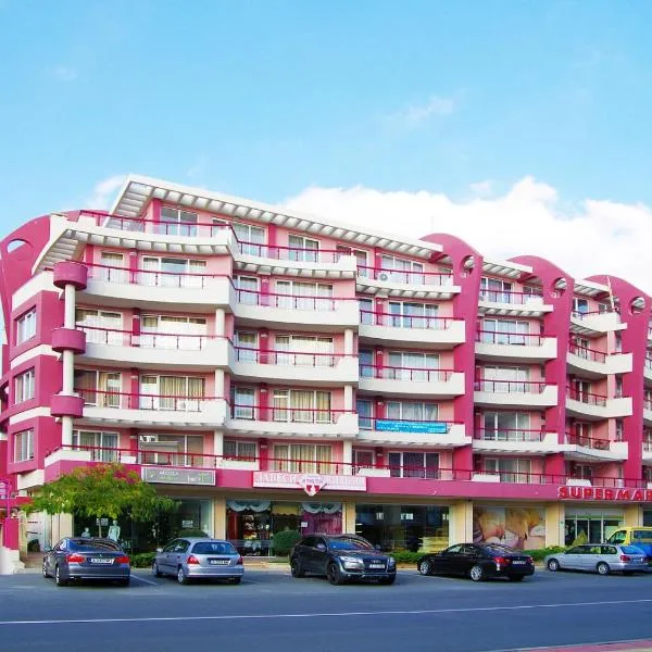 Cabana Beach Club Complex，位于内塞伯尔的酒店