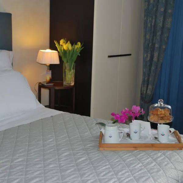 多莫斯马里阿贝尼西尔酒店，位于锡拉库扎的酒店