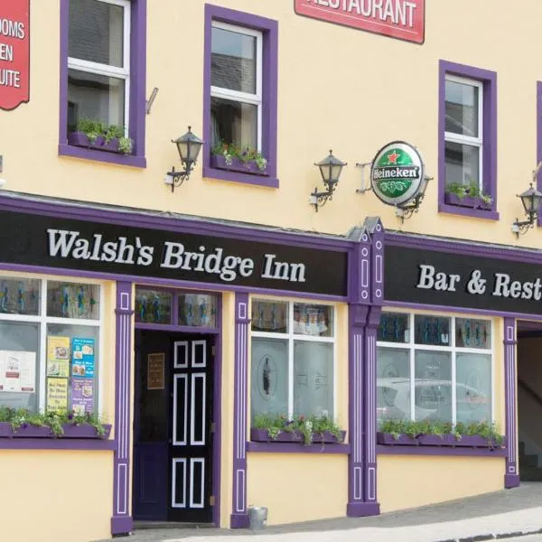 Walsh's Bridge Inn，位于纽波特的酒店